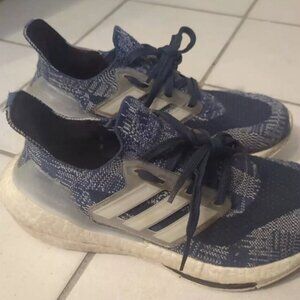 Adidas Ultraboost Light Women Size 5.5 Sneakers Running Shoe Blue White